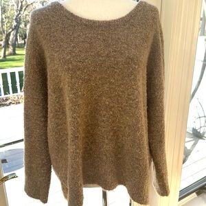 Willow & Clay S EUC Oversized TAUPE Cozy Sweater